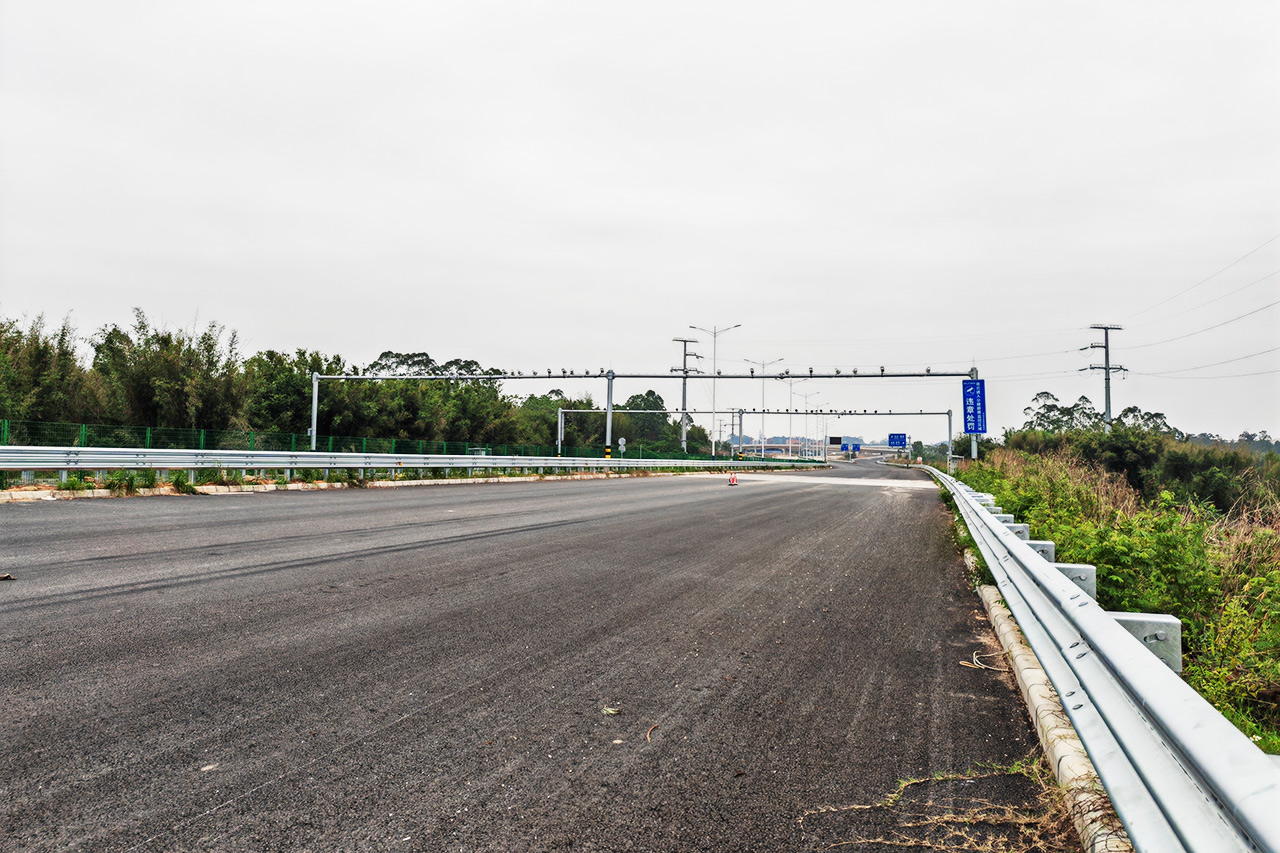 治超非现场执法系统：实现科技治超，创新治超工作新模式